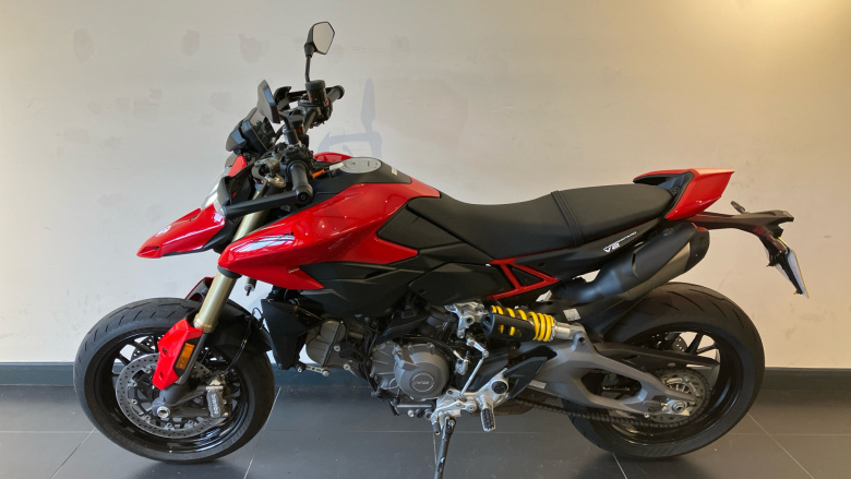 Hypermotard V2 (26MY)